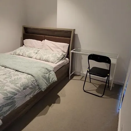 Entire In City 2bd *
