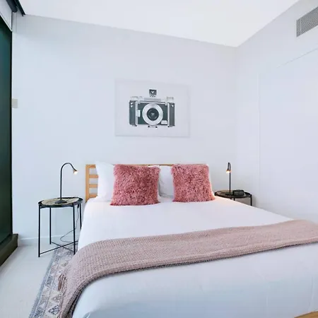 Margaret In The Sky - An Exceptional Urban Retreat *