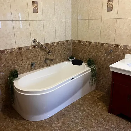 Holiday home The - *