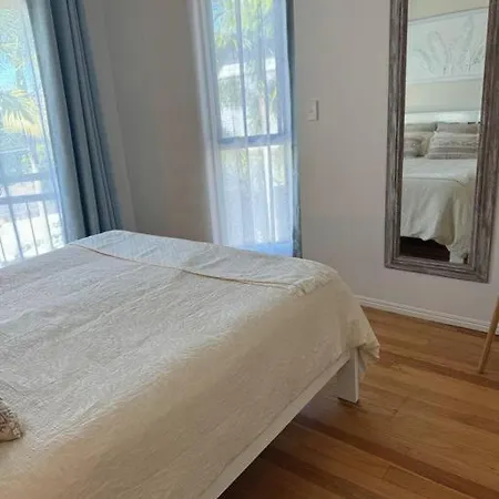 Holiday home Stylish & Elegant 2-br Townhouse In Wilston