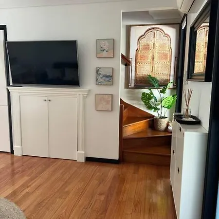Stylish & Elegant 2-br Townhouse In Wilston Holiday home Brisbane