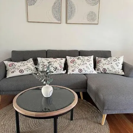 Stylish & Elegant 2-br Townhouse In Wilston Brisbane
