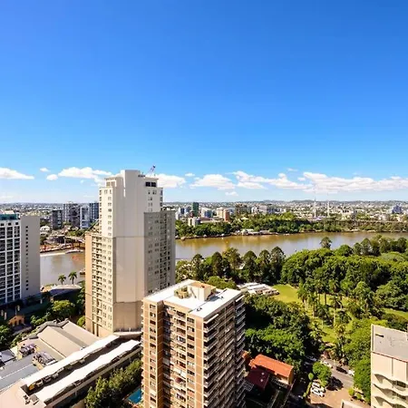 Cbd Luxury With River & Botanic Garden Views From Spacious Balcony