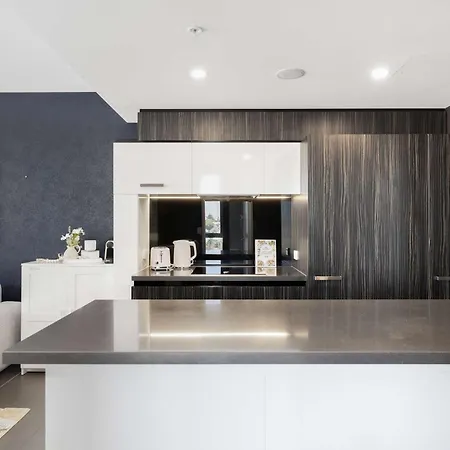 Elegant 2br Haven In The Trendy Fortitude Valley