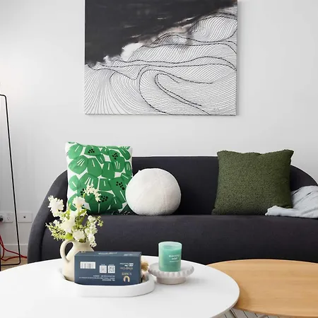 Luxury 1br In River Firework View