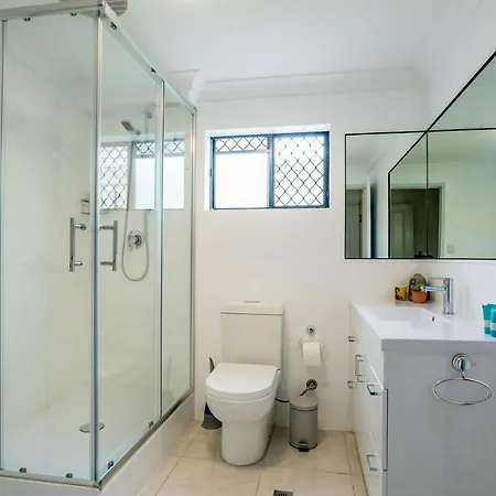 Guest house Coastal Calm At Plumeria Place Brisbane