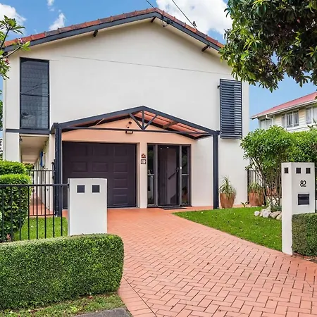 Coastal Calm At Plumeria Place 4* Brisbane