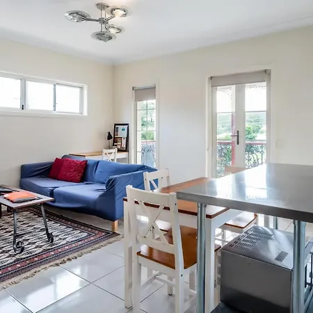 Contemporary 2br Escape Upper Level Sanctuary * Brisbane
