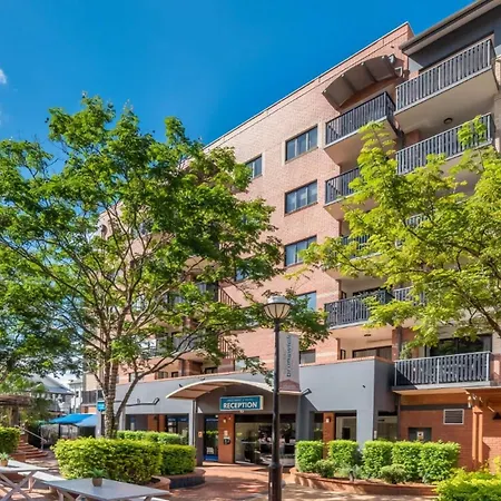 Apartment Chic Escape Fortitude Valley Rooftop Amenities Brisbane