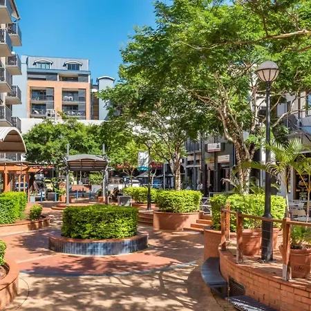 Apartment Chic Escape Fortitude Valley Rooftop Amenities Brisbane