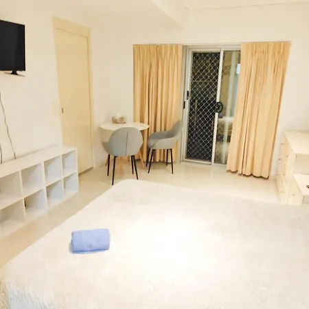 Hilltop Cbd Apartment