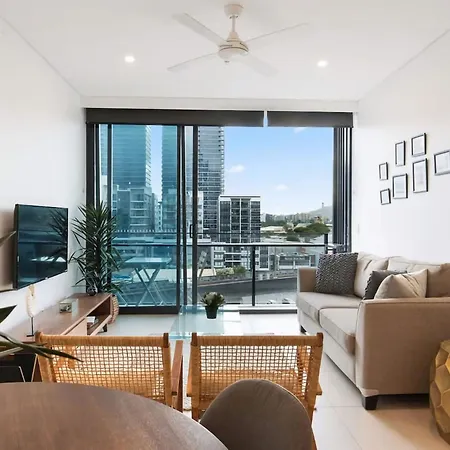 Apartment South Bank Skyview Pool & Gym Access *