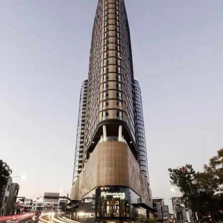 Apartment Luxury In The Valley Brisbane