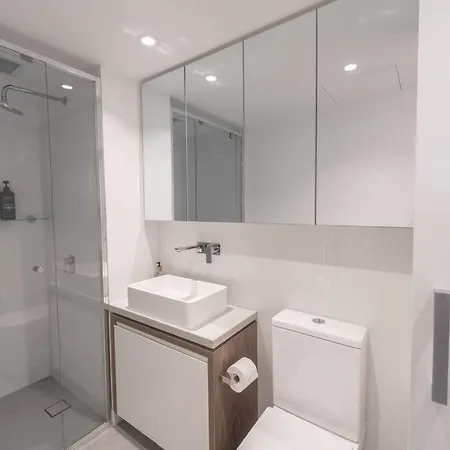 Fv Peppers 2br 2ba W Parking, Shared Spa, Gym, Pool Apartment