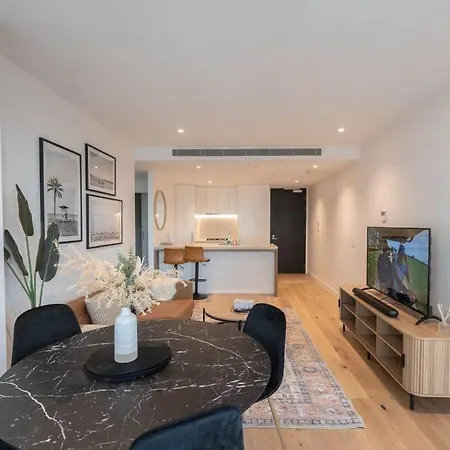 Fv Peppers 2br 2ba W Parking, Shared Spa, Gym, Pool