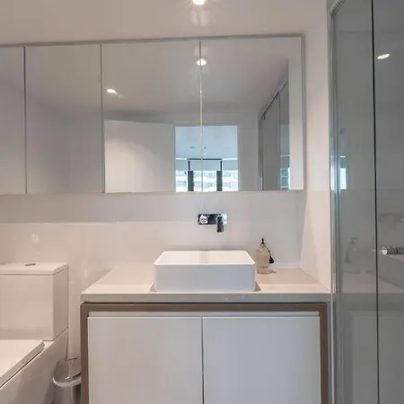 Apartment Fv Peppers 2br 2ba W Parking, Shared Spa, Gym, Pool *