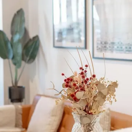 Fv Peppers 2br 2ba W Parking, Shared Spa, Gym, Pool *