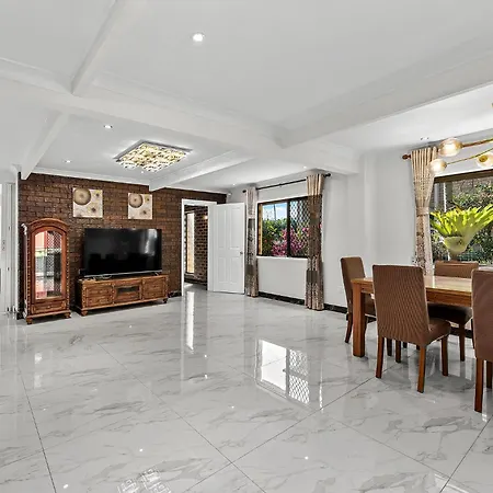 Holiday home Luxury Living 2b2b In Southern Parking *