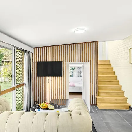 Lovely 2b2b Affordable Price Sunnybank Cbd Holiday home Brisbane