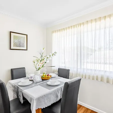 Peaceful 3br Comfy Unit Sunnybank Near Everything Holiday home