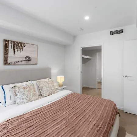 Modern 2b2b Only 10mins To Airport N Southbank *
