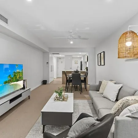 Modern 2b2b Only 10mins To Airport N Southbank Apartment *