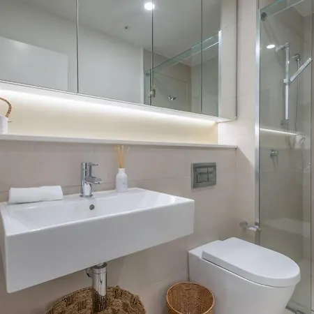 West End Boutique - Private 2 Bedroom 2 Bathroom Near South & Bne City Apartment Brisbane