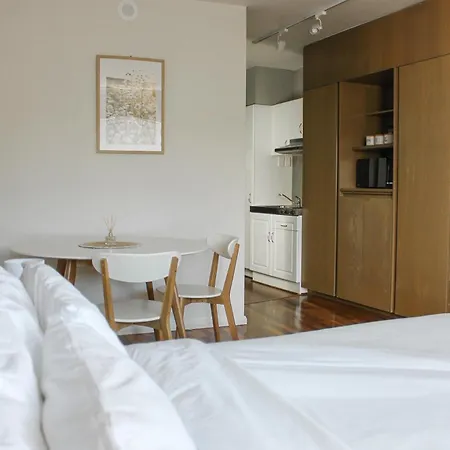 Entire Unit In Spring Hill Brisbane