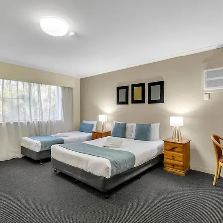 Hotel Convenient Self Catering Unit By Custom Hosting