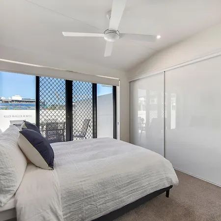 3br Floor With Parking, Ev Friendly & Views South Brisbane