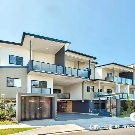 Apartment 3br Floor With Parking, Ev Friendly & Views South *