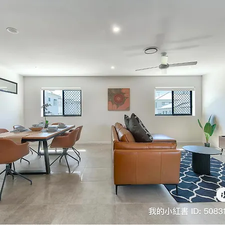 3br Floor With Parking, Ev Friendly & Views South Apartment