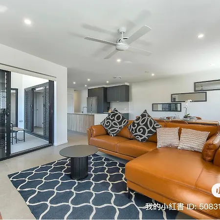 3br Floor With Parking, Ev Friendly & Views South Apartment *