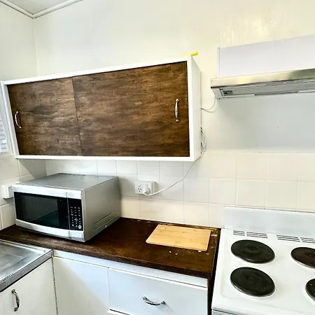 Comfortable Bne Holiday home *