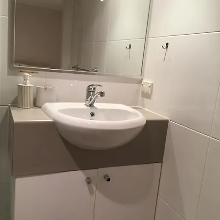 Merivale In South Two Beds Two Baths One Parking Brisbane