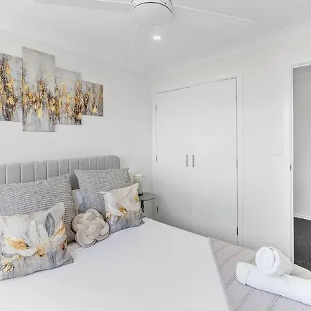 Serenity In Richlands Villa Brisbane