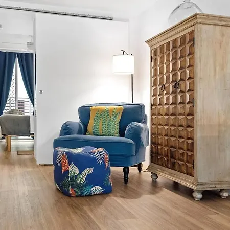 Hustle And Bustle 2bed 1bath 1car Pool Teneriffe *