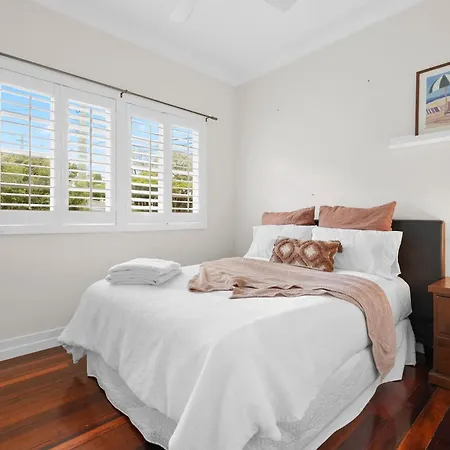 4bdr 2bth Holiday Holland Park * Brisbane