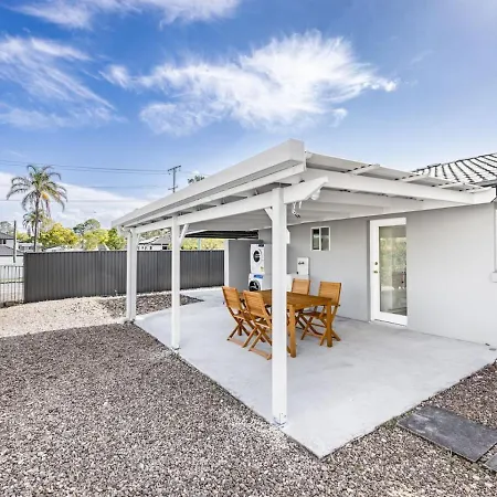 Sunnybank 4 Bedrooms Home, Family Friendly Holiday home Brisbane