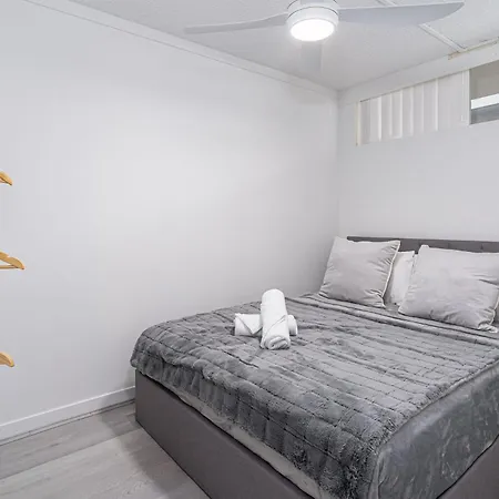 Fresh 2bd Koala West End * Brisbane