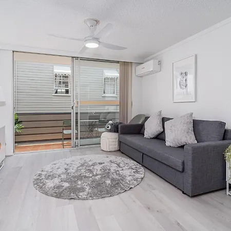 Fresh 2bd Koala West End *