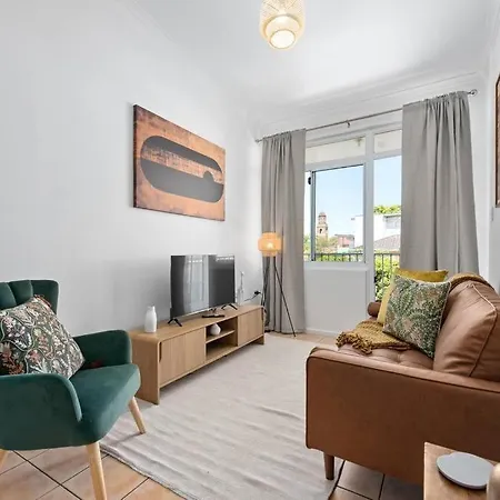 New Farm Nest- 2bed 1bath Balcony Apartment Brisbane