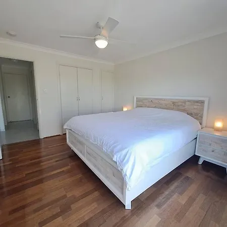 Comfortable 2b Close To Cbd & Transport Apartment