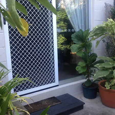 Apartment Jacaranda House Garden
