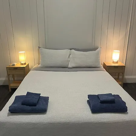 Cozyhomes Woolloongabba Comforts