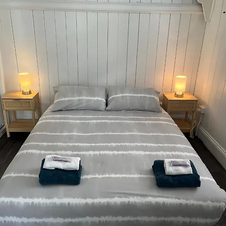 Homestay Cozyhomes Woolloongabba Comforts *