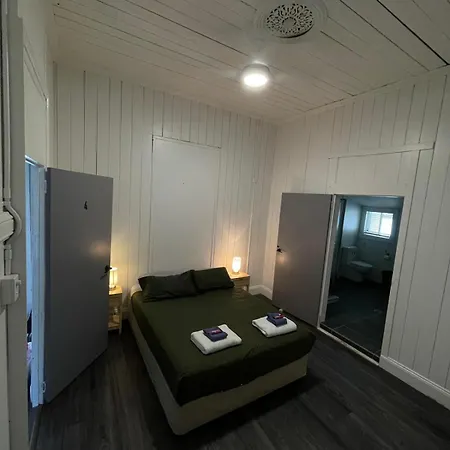 Cozyhomes Woolloongabba Comforts Homestay *