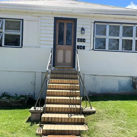 Cozyhomes Woolloongabba Comforts Homestay