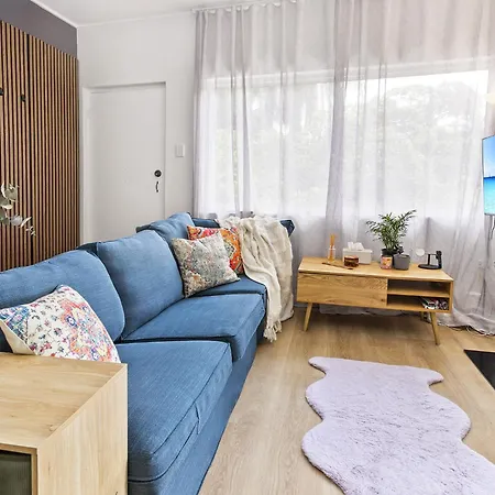 Charming 2-bed Near River & City Of