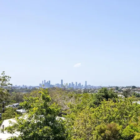 Stunning View 5br With Balcony Near Malls Uni And Cbd *